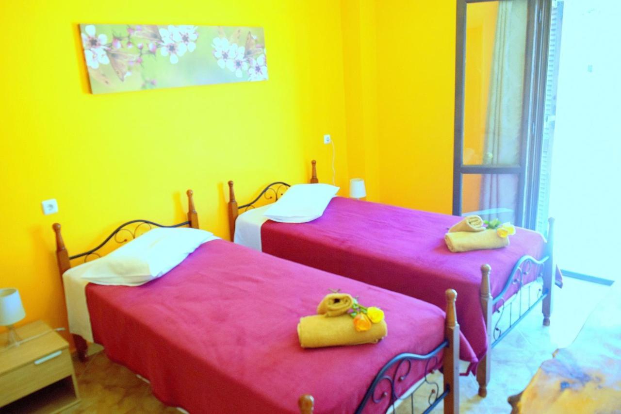 Dourios Ippos Apartments Frikes Ngoại thất bức ảnh