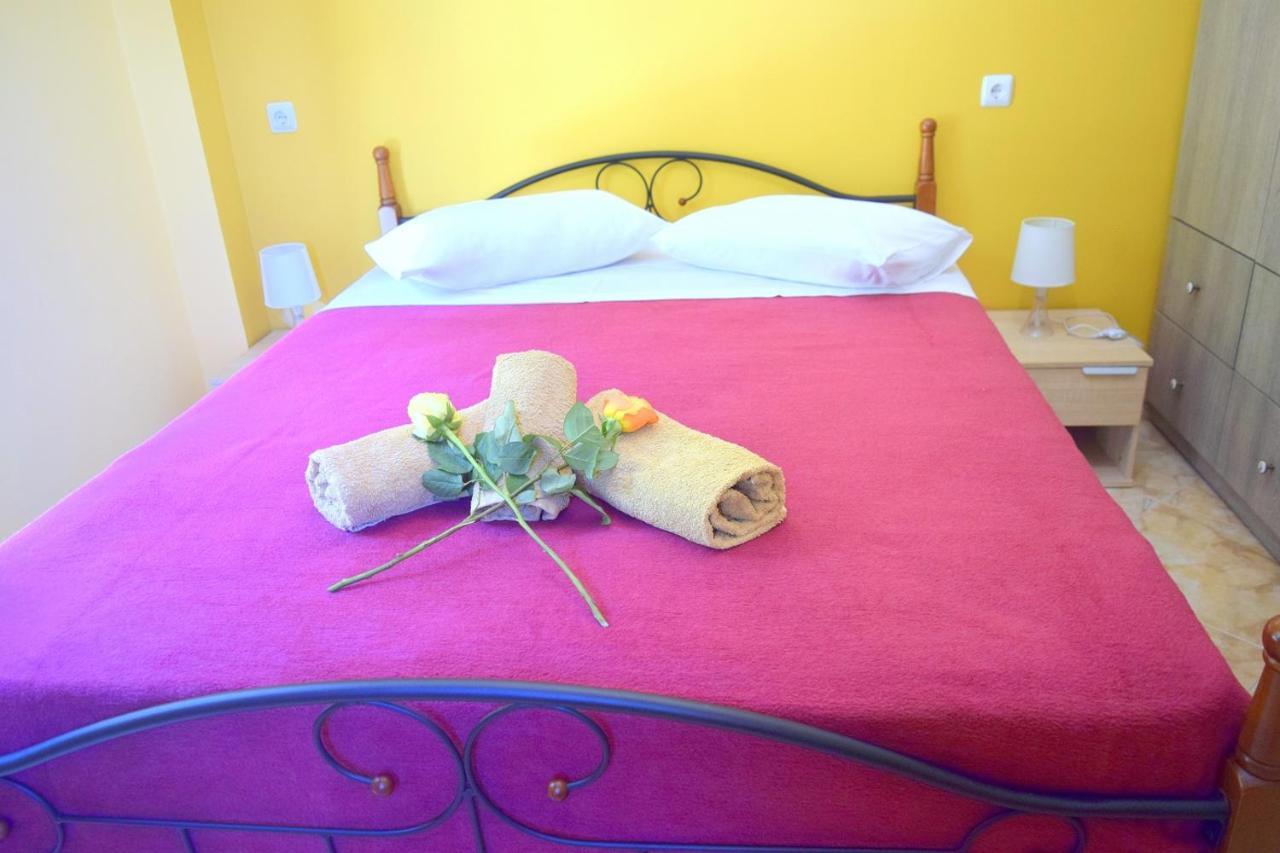 Dourios Ippos Apartments Frikes Ngoại thất bức ảnh